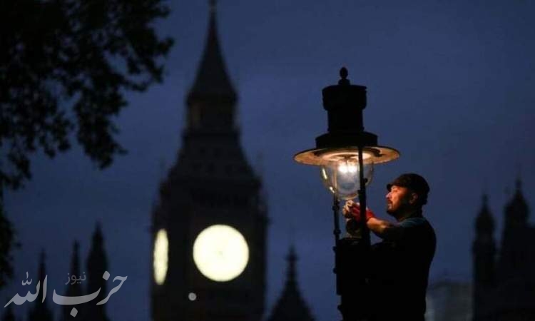 لامپ‌های گازی قرن نوزدهمی که هنوز لندن را روشن می‌کنند  