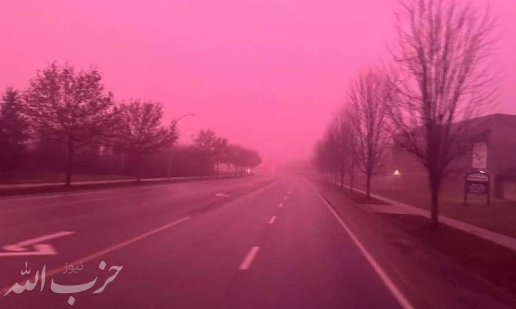 مه گرفتگی نادر به رنگ صورتی  